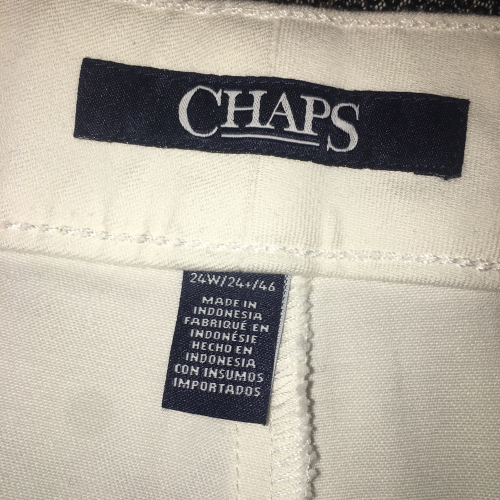 Chaps White Capris Slimming Fit Size 24W NWT ๐ - Picture 5 of 6